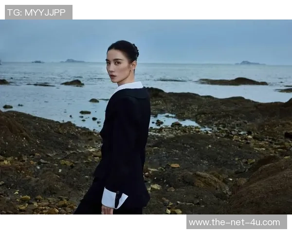 足球明星与凉山女友的浪漫故事及其背后的情感历程揭秘