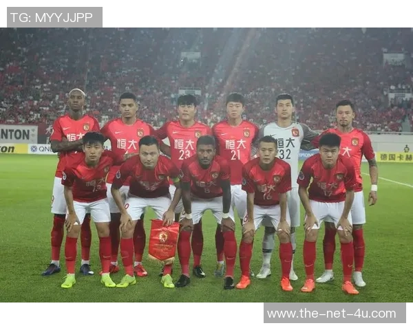 重庆足球队在总决赛中的速度优势分析与表现点评 重庆足球队在总决赛中的速度优势分析与表现点评