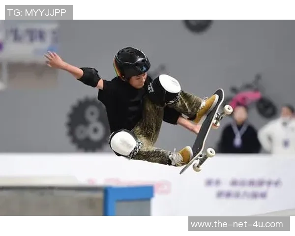 滑板巨献：探秘深圳滑板队的节奏